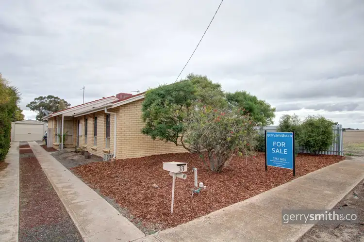Main view of Homely house listing, 33 Felstead Avenue, Horsham VIC 3400