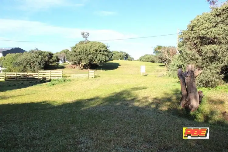20 BRADLEY AVENUE, Venus Bay VIC 3956