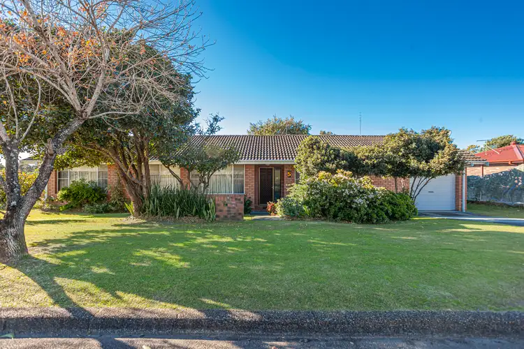 5 Robert Campbell Drive, Raymond Terrace NSW 2324
