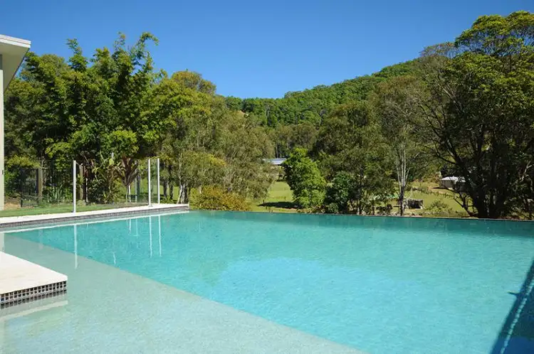 22 Celestial Court, Valdora QLD 4561