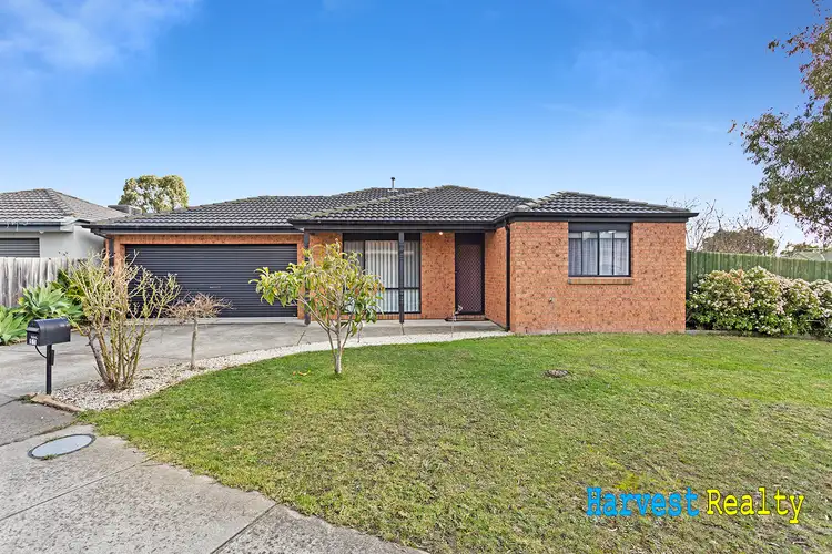 51 Oakland Drive, Hampton Park VIC 3976