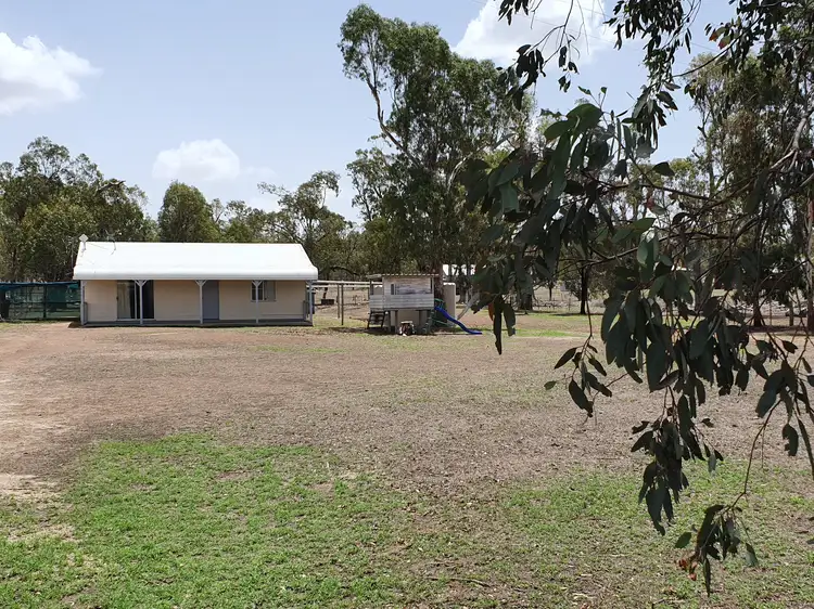 2762 Leyburn-Cunningham Road, Pratten QLD 4370
