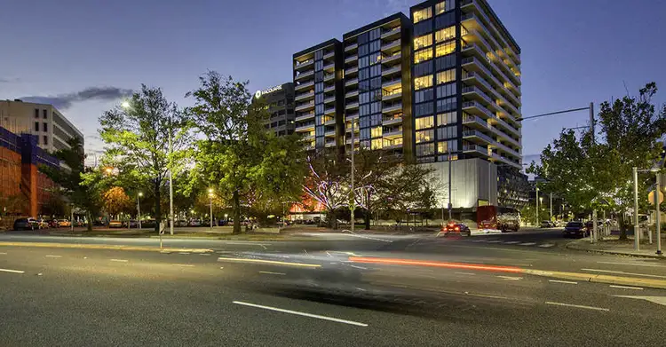 30/45 West Row, City ACT 2601