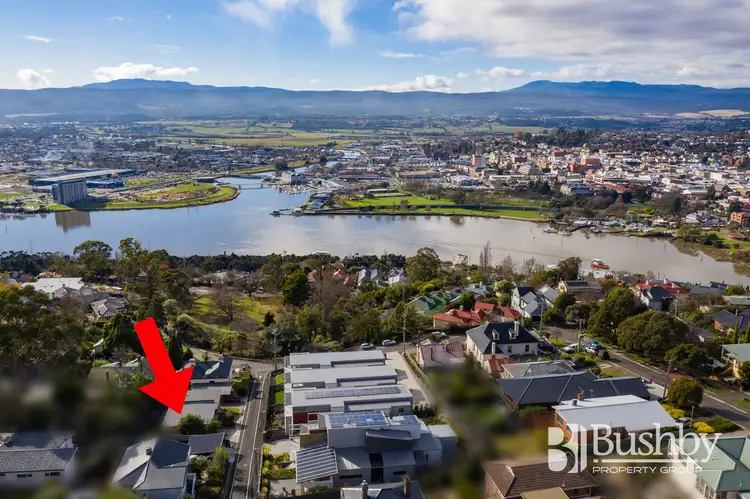 2/2 Wattle Way, Trevallyn TAS 7250