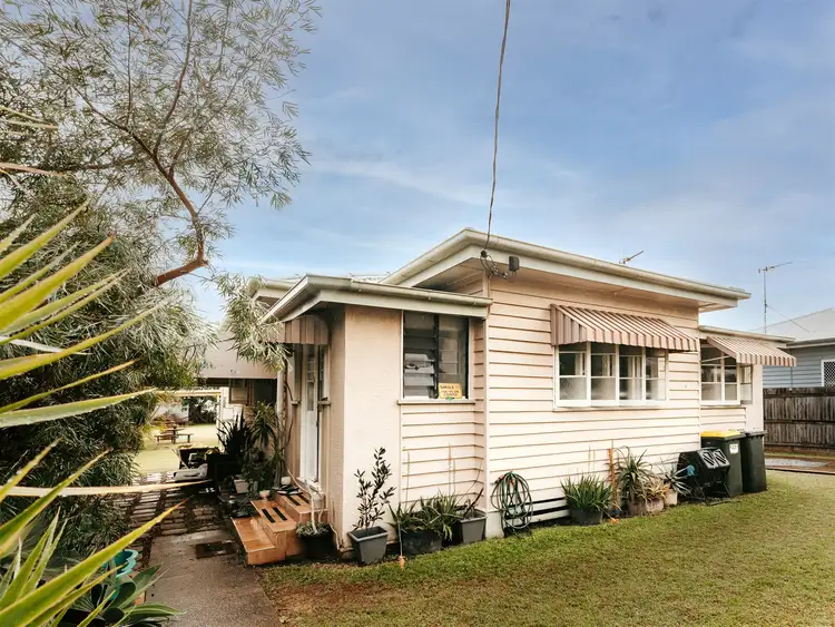 11 Wainwright Street..., Svensson Heights QLD 4670