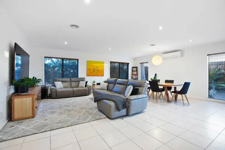 Sixth view of Homely house listing, 17/2 Barton Drive, Sandhurst VIC 3977
