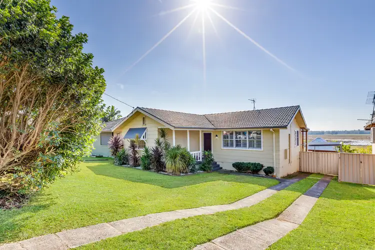 Second view of Homely house listing, 27 Greenway Avenue, Woodberry NSW 2322