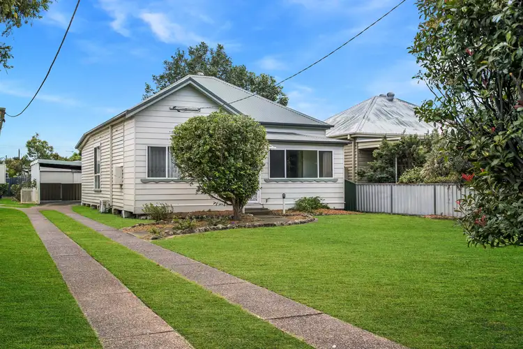 6 Boreas Road, Hamilton North NSW 2292