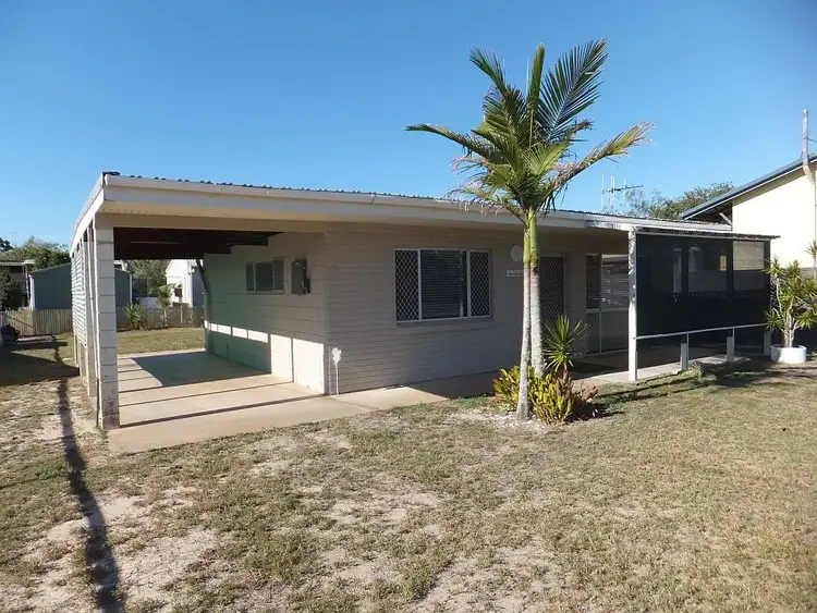 84 Mackerel Street, Woodgate QLD 4660
