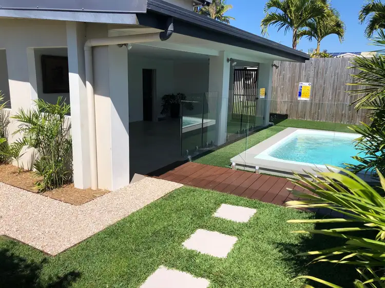 1A Hughes Street, Glenella QLD 4740