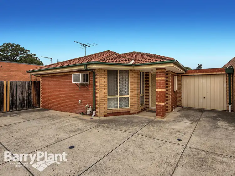 3/3 Theodore St, St Albans VIC 3021