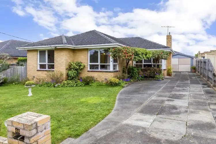 48 Hilltop Crescent, Burwood East VIC 3151