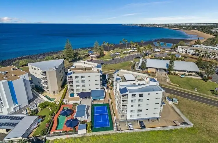 8/2-4 Baxter Street..., Bargara QLD 4670
