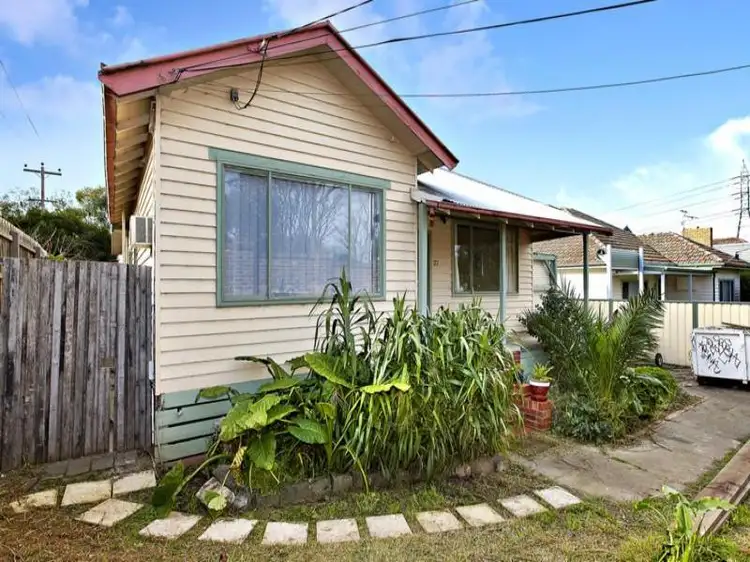 Main view of Homely house listing, 32 Oakland Street, Maribyrnong VIC 3032