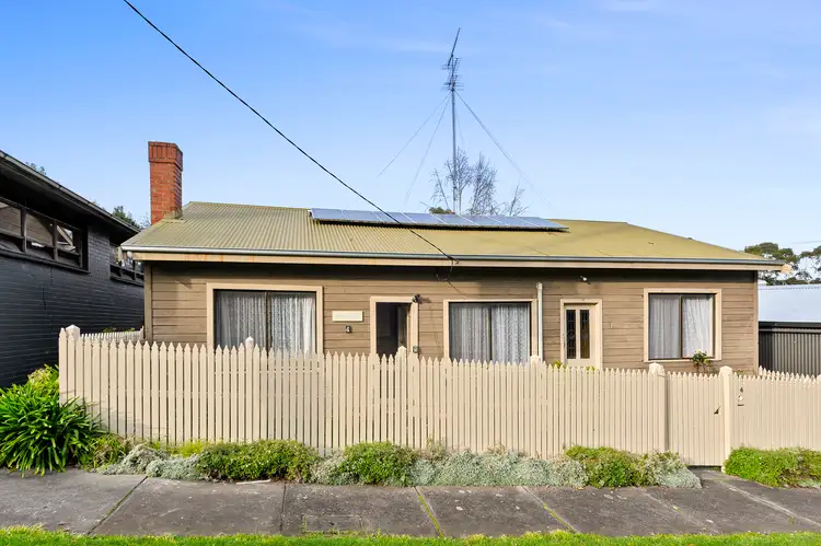 4 Rands Road, Timboon VIC 3268