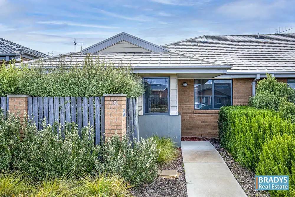 Main view of Homely house listing, 92 Burrumarra Avenue, Ngunnawal ACT 2913