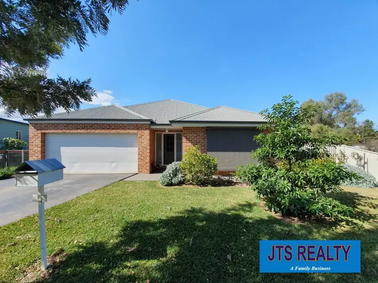 5 Paxton Street, Denman NSW 2328