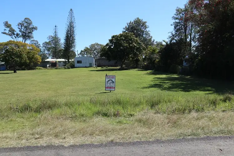 29 Arthur St, Howard QLD 4659