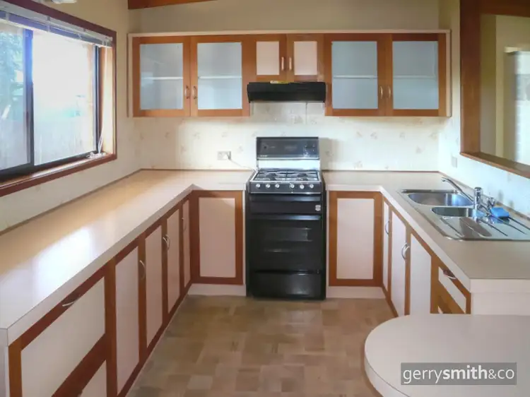 Third view of Homely townhouse listing, 9 Drummond Street, Horsham VIC 3400