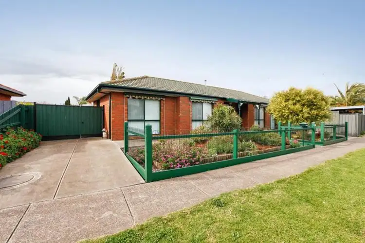 Second view of Homely house listing, 10 Alsace Avenue, Hoppers Crossing VIC 3029