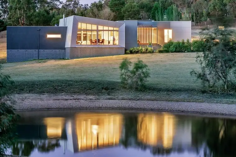 275 Millers Road, Invermay VIC 3352