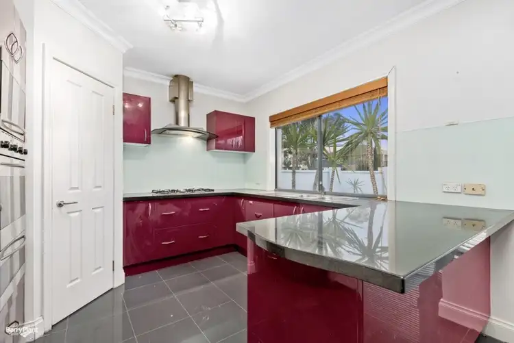 Fifth view of Homely house listing, 5 Winter Way, Sanctuary Lakes VIC 3030