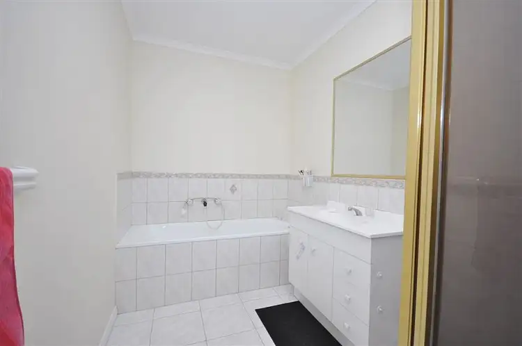 Seventh view of Homely house listing, 10 Mackellar Drive, Roxburgh Park VIC 3064