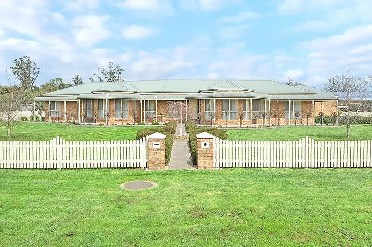 Main view of Homely house listing, 15 Leichardt Street, Beaufort VIC 3373