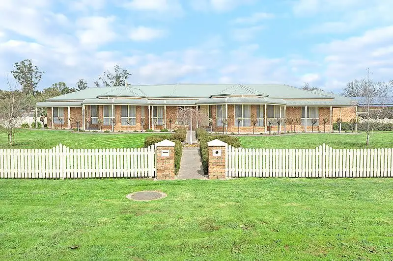 Main view of Homely house listing, 15 Leichardt Street, Beaufort VIC 3373