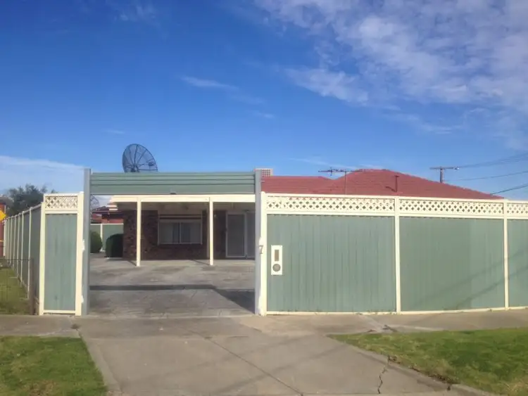 Second view of Homely house listing, 7 Trenton Close, Albanvale VIC 3021