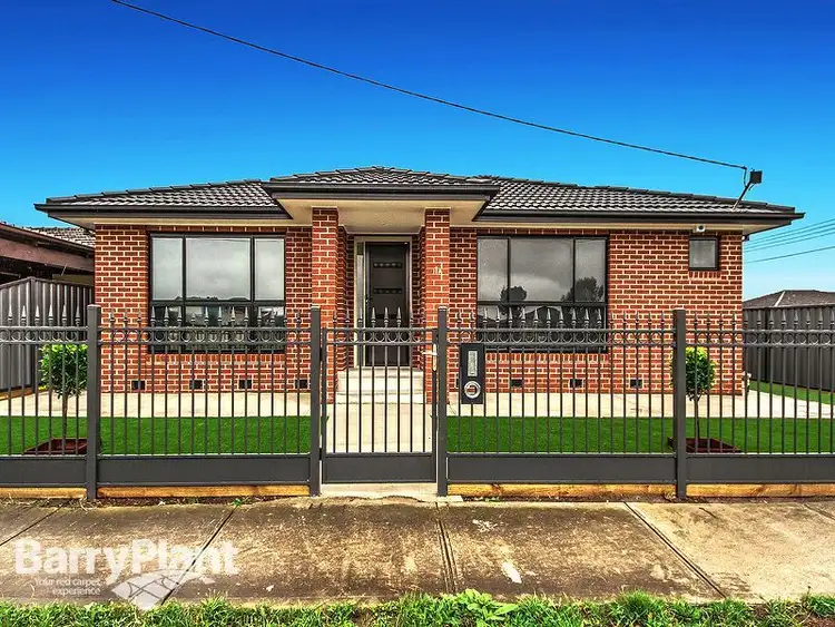 1A Garfield Street, St Albans VIC 3021