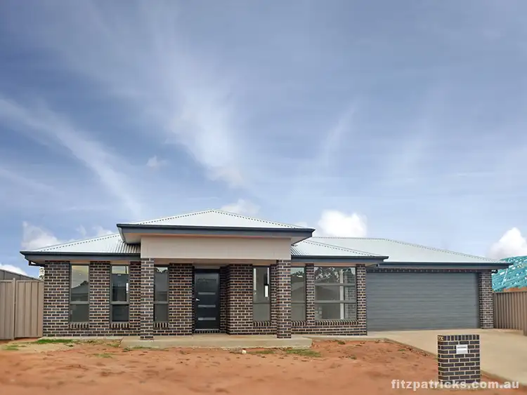 6 Charlton Street, Boorooma NSW 2650
