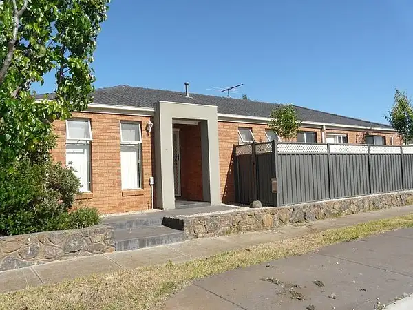 13 Secret Garden Way, Tarneit VIC 3029