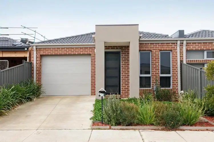 2/4 Durville Street, Wyndham Vale VIC 3024
