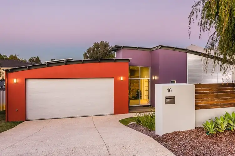 16 Little Street, Karrinyup WA 6018