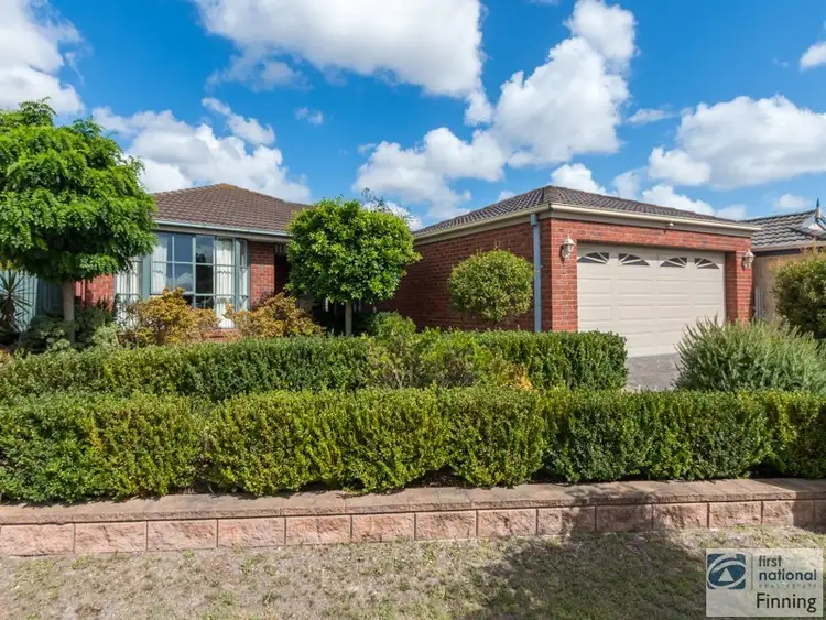 7 Foxglove Court, Cranbourne North VIC 3977