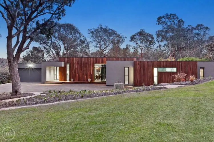 33 Parsons Road, Eltham VIC 3095