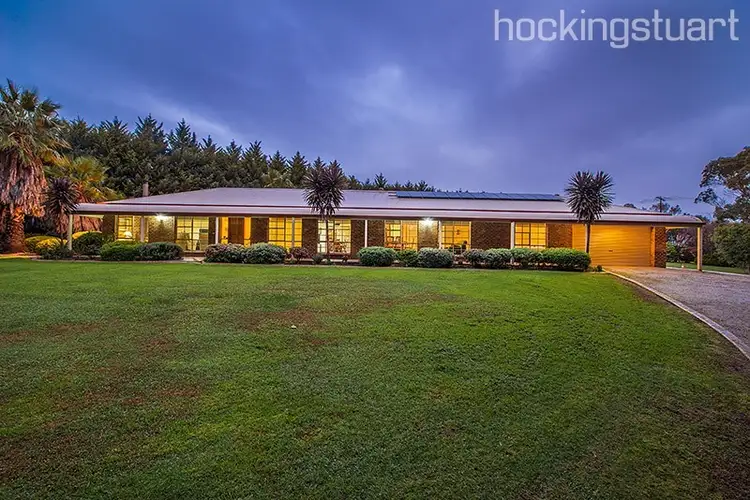 32 Harries Court, Narre Warren North VIC 3804