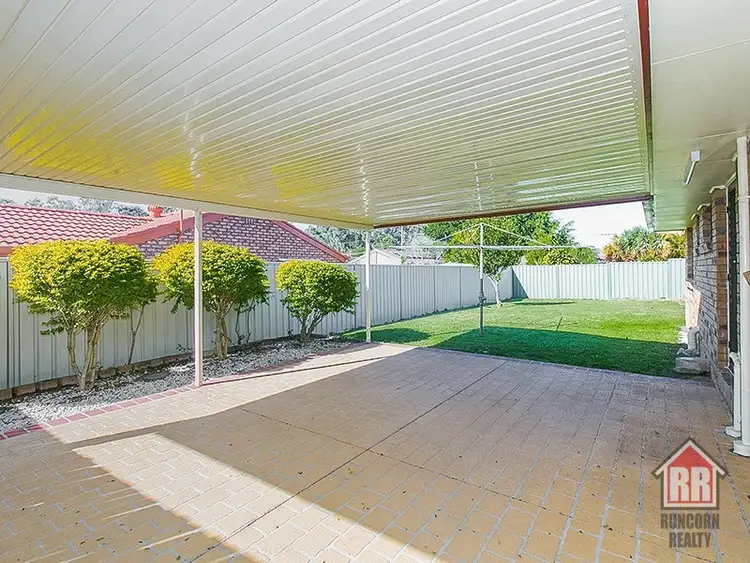 8 Zinnia Court, Runcorn QLD 4113