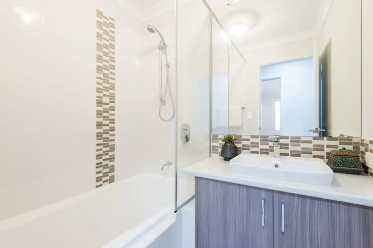 Sixth view of Homely villa listing, 2/6 Ornum Place, Innaloo WA 6018