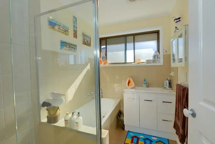Sixth view of Homely unit listing, 2/61 Grandview Grove, Wendouree VIC 3355