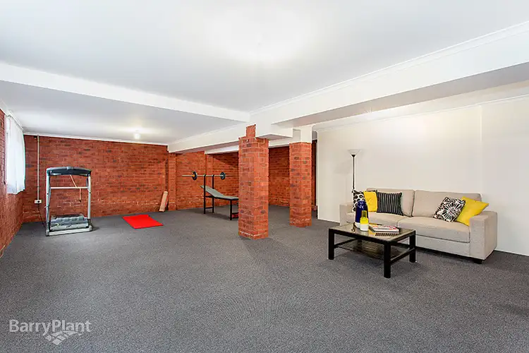 Sixth view of Homely house listing, 27 Hutchins Circuit, Bundoora VIC 3083