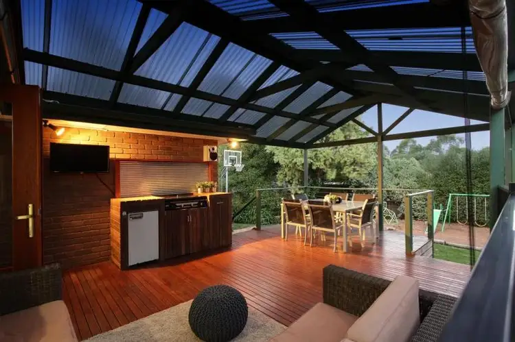Main view of Homely house listing, 21 Valkyrie Crescent, Ringwood VIC 3134