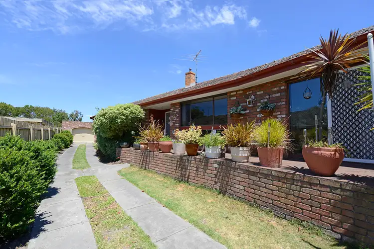 82 Centenary Street, Seaford VIC 3198