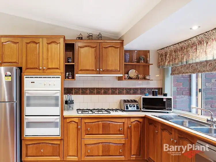 Fifth view of Homely house listing, 9 Imperial Place, Hoppers Crossing VIC 3029