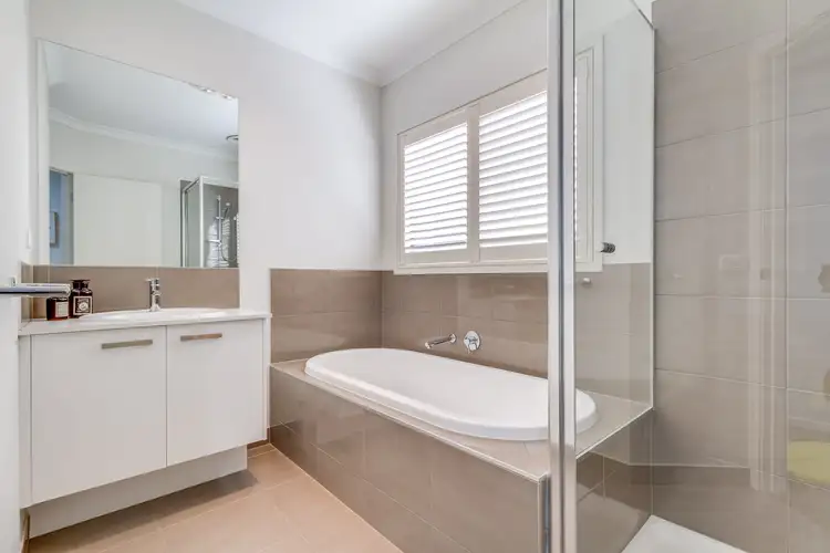 Seventh view of Homely house listing, 3 Shiraz Court, Maiden Gully VIC 3551