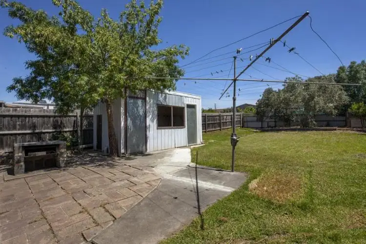 Fifth view of Homely house listing, 61 Manfred Avenue, St Albans VIC 3021