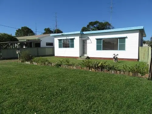 28 Sturt Street, Swansea NSW 2281