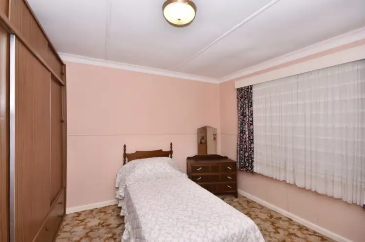 Sixth view of Homely house listing, 1 Burr Street, Bendigo VIC 3550
