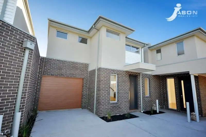 Main view of Homely townhouse listing, 3/38 Broadmeadows Road, Tullamarine VIC 3043